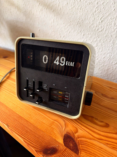 Elac radiowecker 100 - rd,