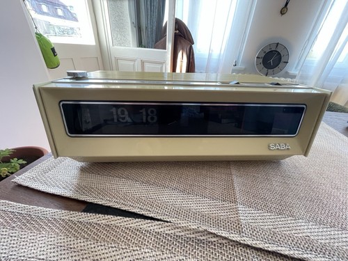 Saba klappzahlen uhr vintage - saba,