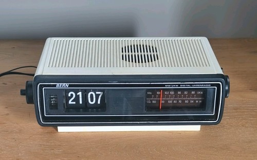 Klappzahlen radio wecker - klappzahlen, radio-wecker